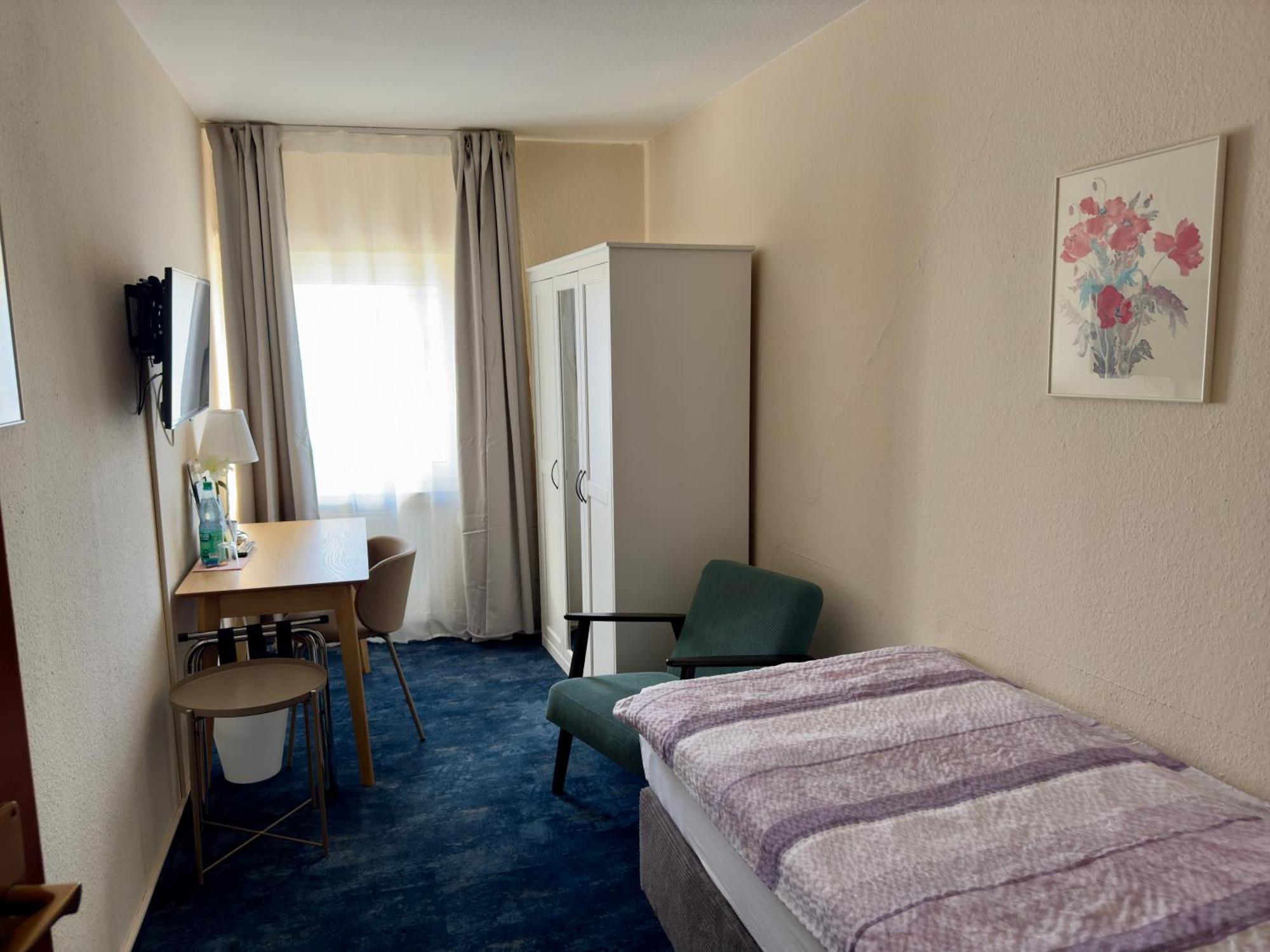 Hotel Zum Grafen Hallermunt Springe Exterior photo