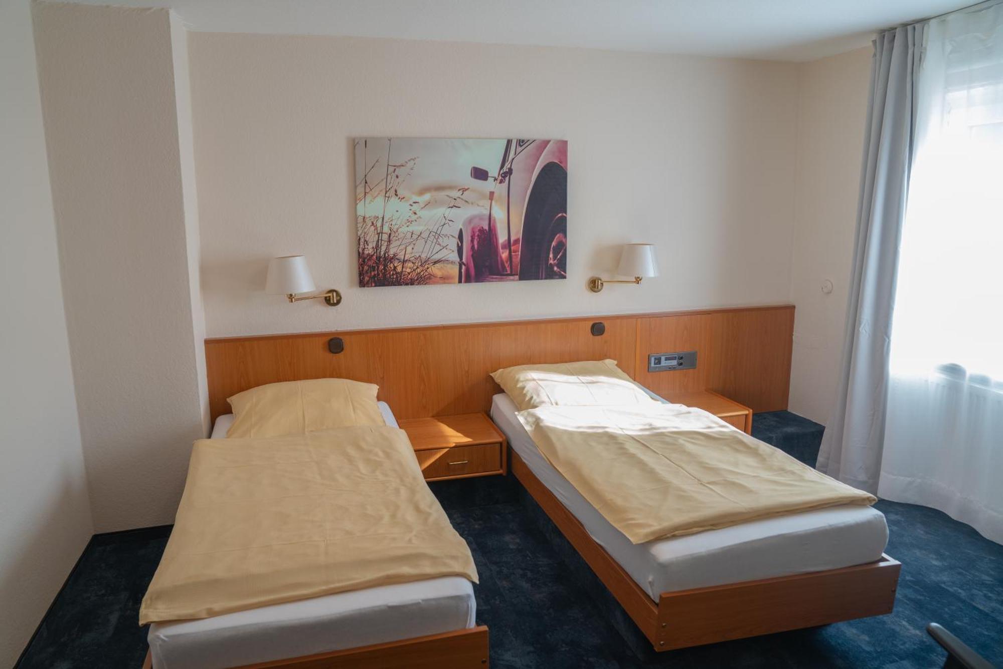Hotel Zum Grafen Hallermunt Springe Exterior photo